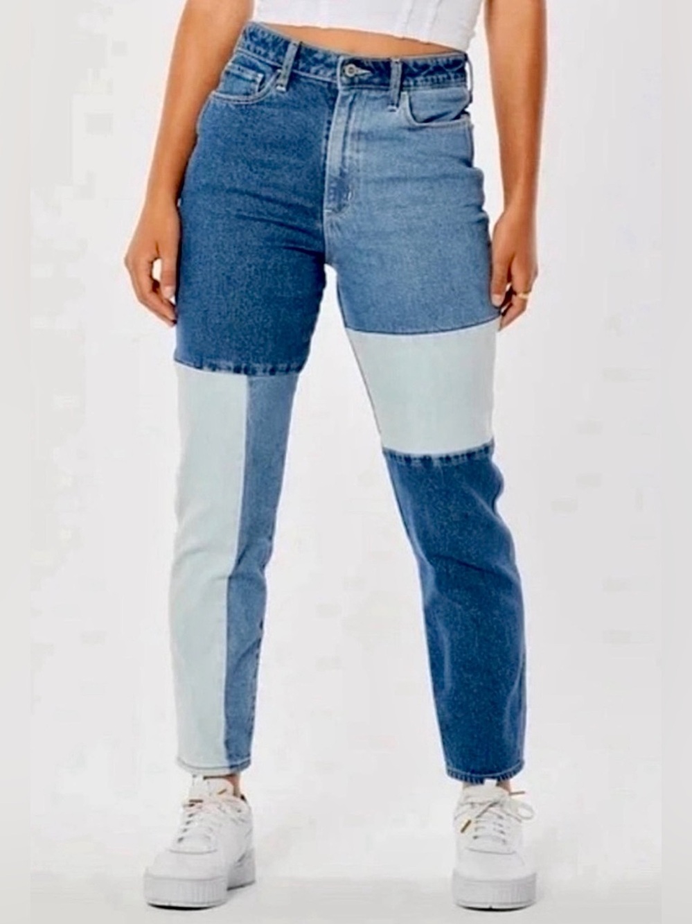 Hollister Patchwork Ultra High-Rise Mom Jeans Size 3R / 26 EUC